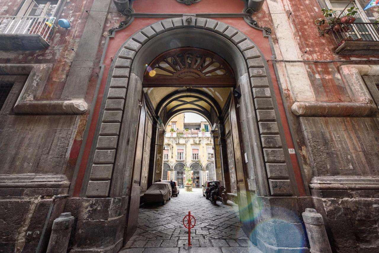 Via Atri 37 Daire Napoli Dış mekan fotoğraf